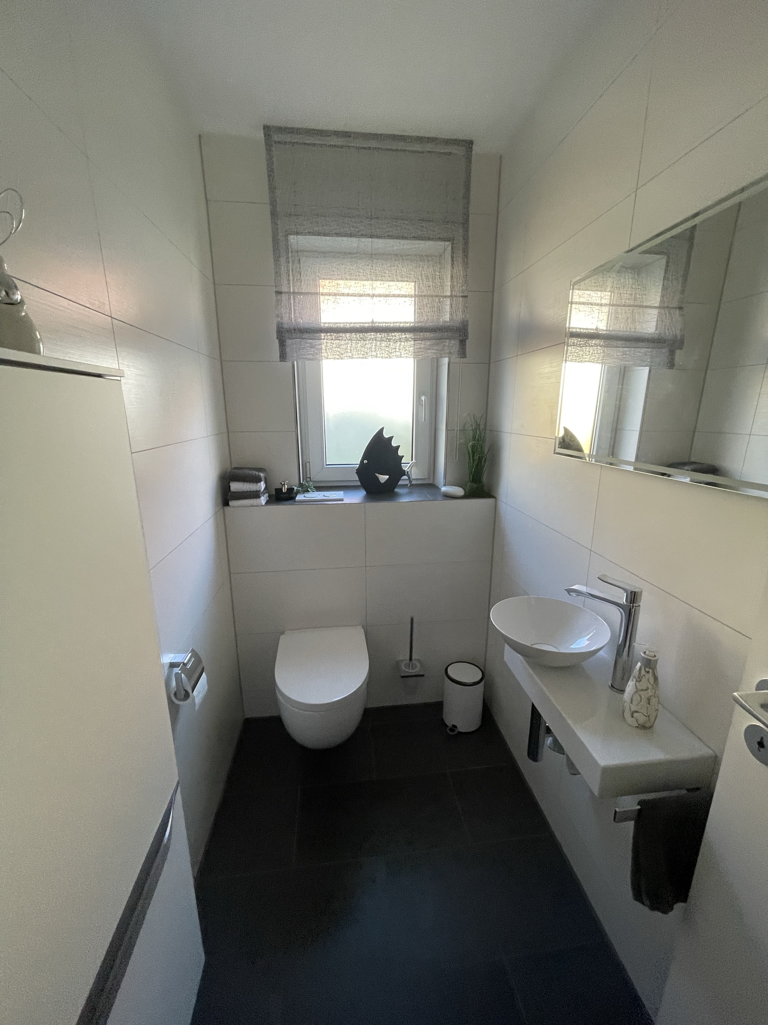 Fertig saniertes Gäste-WC in neuem, komaktem Stil